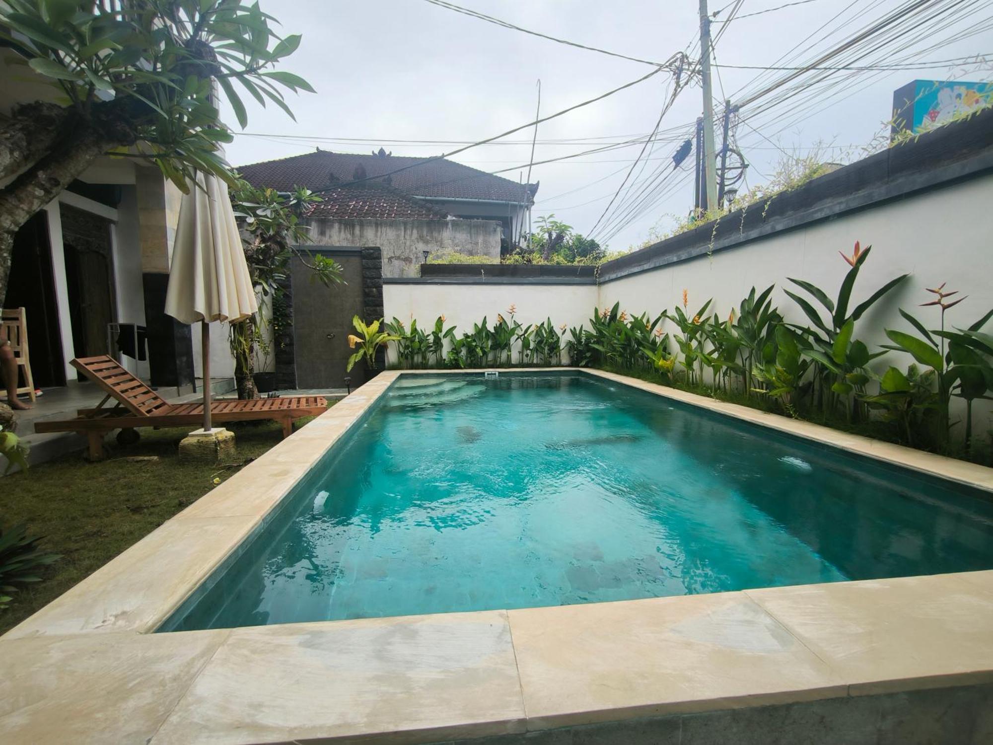 Ken Ken Guest House Seminyak Exteriör bild