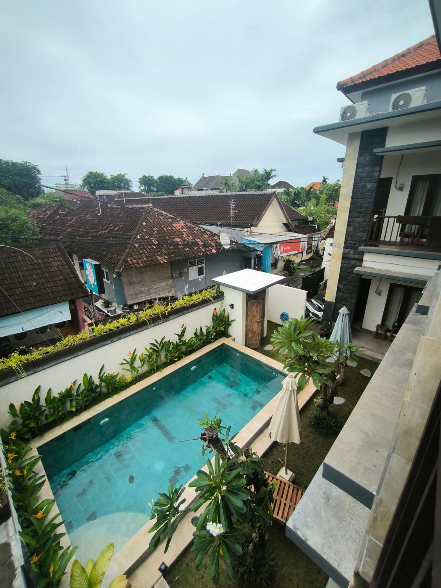 Ken Ken Guest House Seminyak Exteriör bild