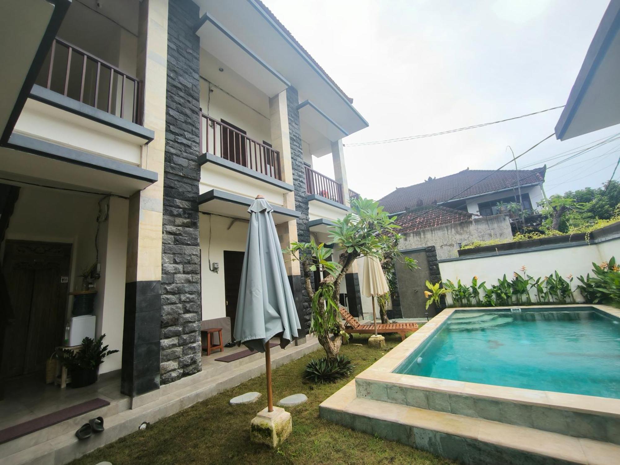Ken Ken Guest House Seminyak Exteriör bild