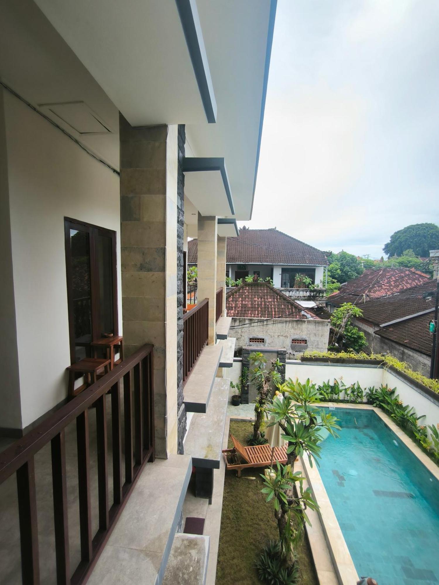 Ken Ken Guest House Seminyak Exteriör bild