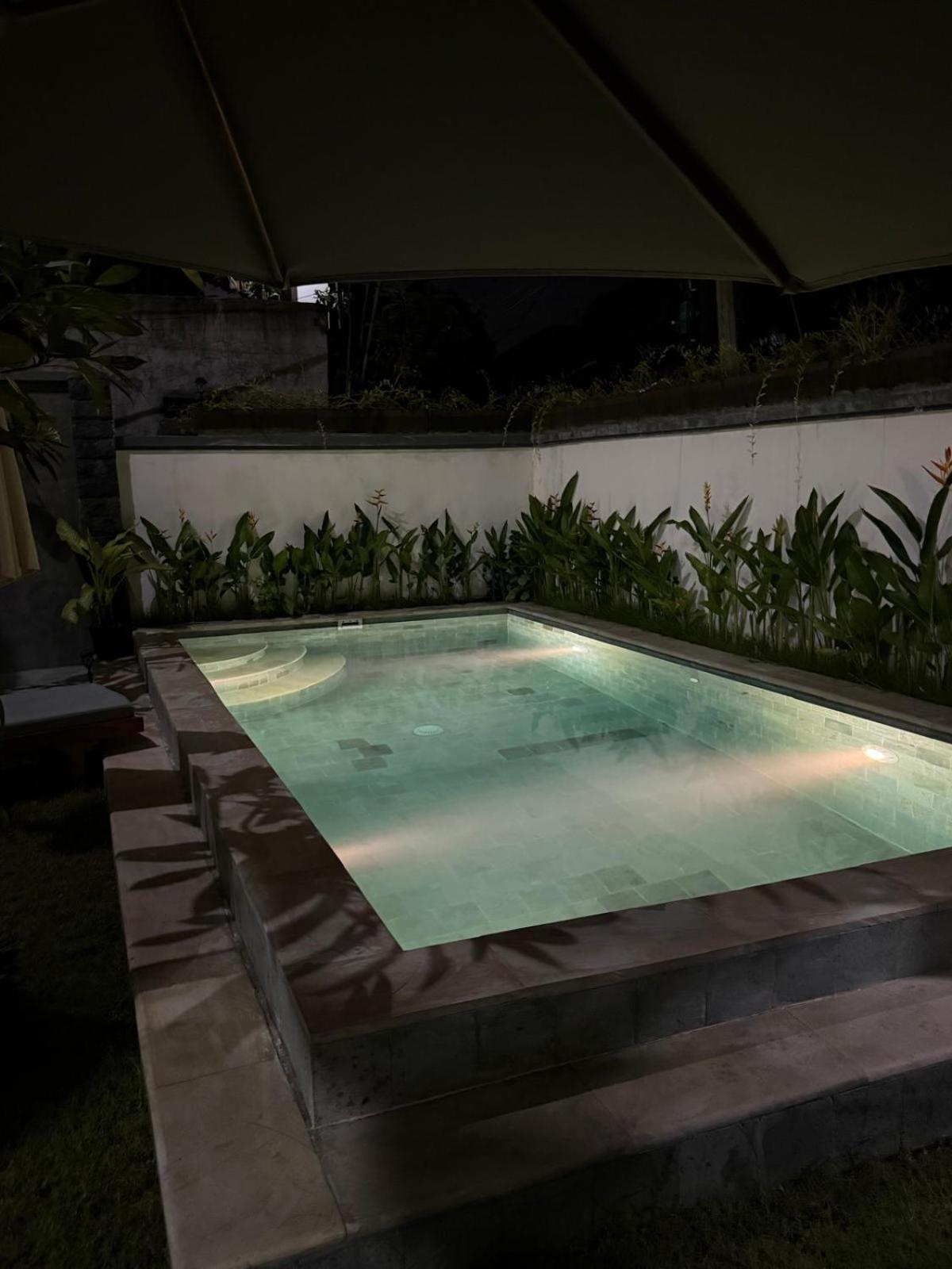 Ken Ken Guest House Seminyak Exteriör bild