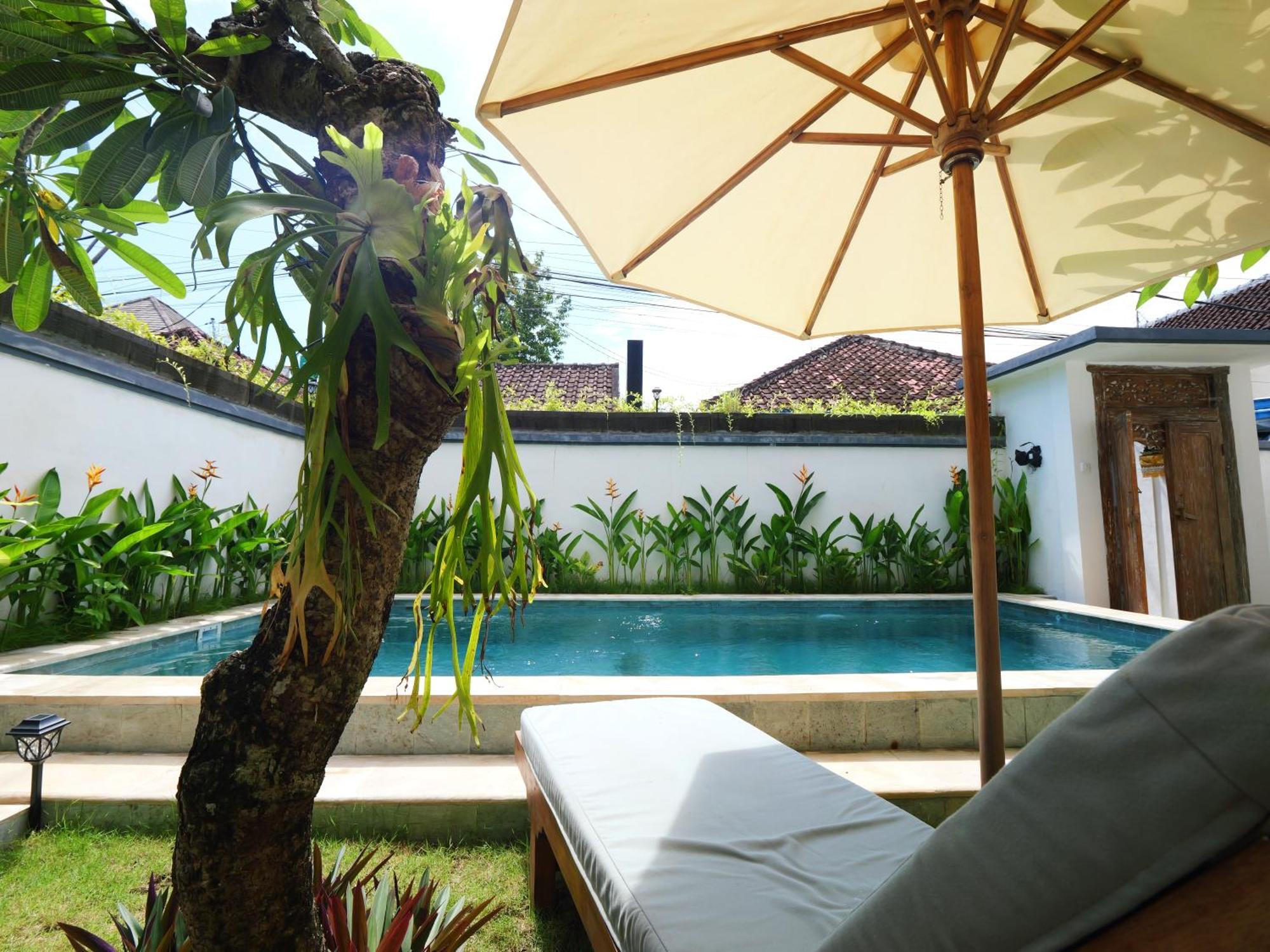 Ken Ken Guest House Seminyak Exteriör bild